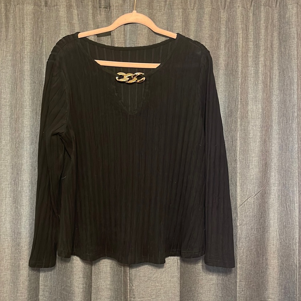 Plus Chain Detail Keyhole Neck Long Sleeved Tee